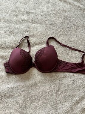 Victoria's Secret Plum Lace-Trim Push-Up Bra